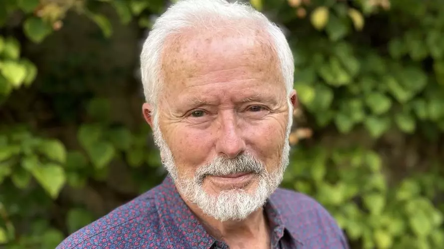 Headshot of David Usher