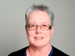 Linda Hulin headshot