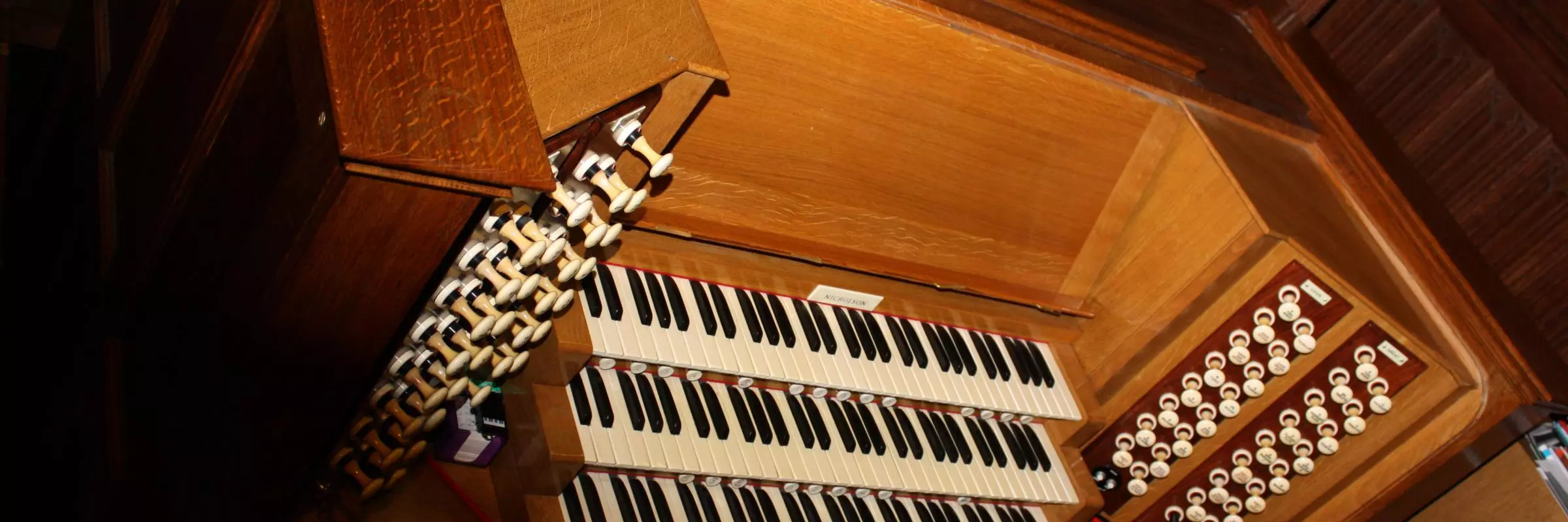 chapel organ keyboard