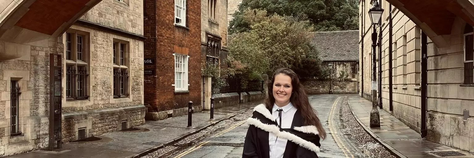 Anna Donaghy under Bridge of Sighs 