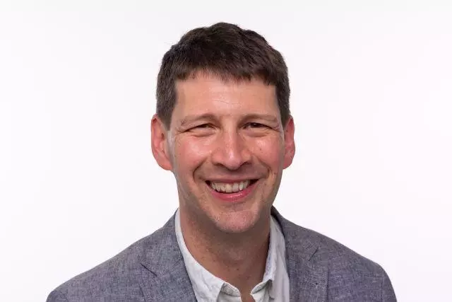 Joshua Hordern headshot